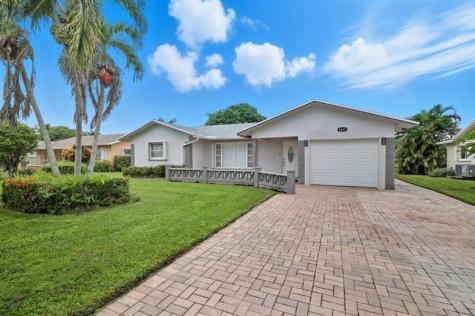 9407 NW 70th Place Tamarac FL 33321