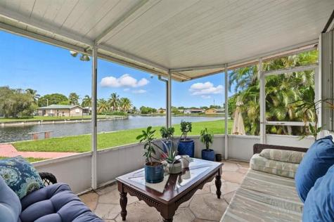 9407 NW 70th Place Tamarac FL 33321