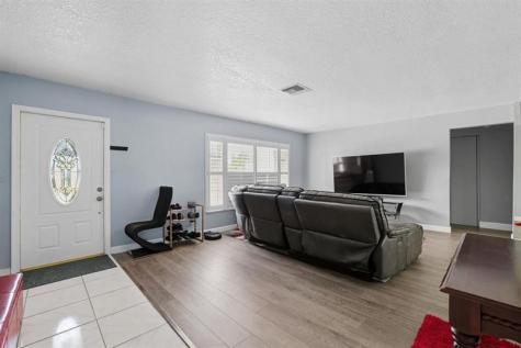9407 NW 70th Place Tamarac FL 33321