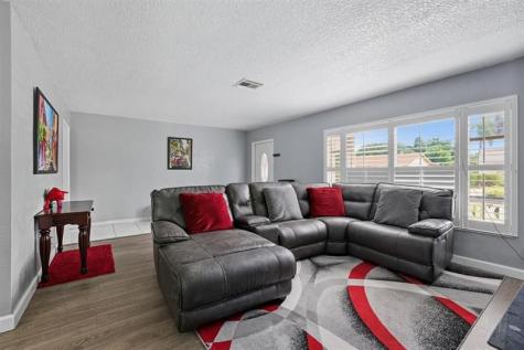 9407 NW 70th Place Tamarac FL 33321