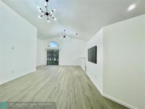 North Lauderdale FL 33068