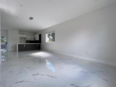 536 NW 13th Avenue Fort Lauderdale FL 33311