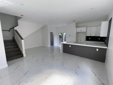 536 NW 13th Avenue Fort Lauderdale FL 33311