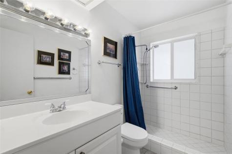 5651 NE 16th Avenue Fort Lauderdale FL 33334