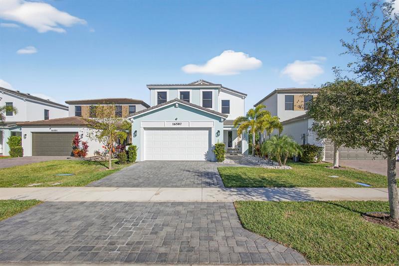 16587 Cove Road Loxahatchee FL 33470