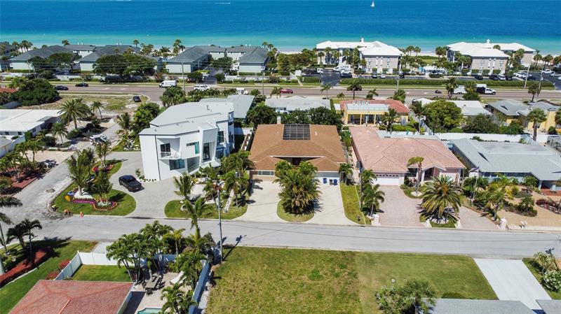 2504 Hibiscus Drive W Belleair Beach FL 33786