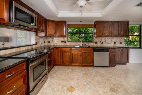 2504 Hibiscus Drive W Belleair Beach FL 33786