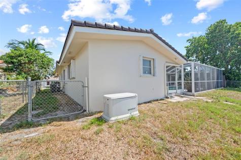 1430 NE 57th Court Fort Lauderdale FL 33334