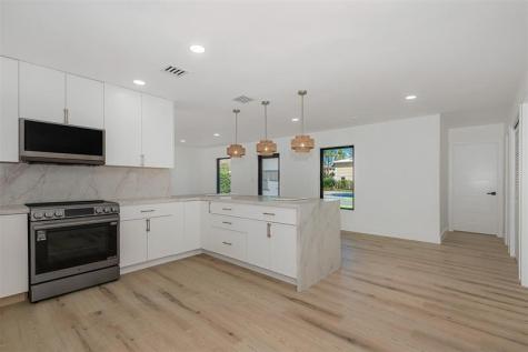 4721 Bayview Drive Fort Lauderdale FL 33308