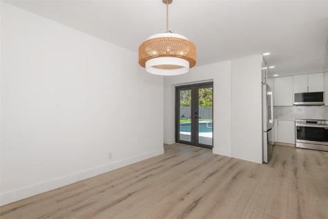 4721 Bayview Drive Fort Lauderdale FL 33308
