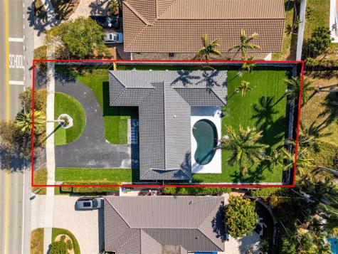 4721 Bayview Drive Fort Lauderdale FL 33308