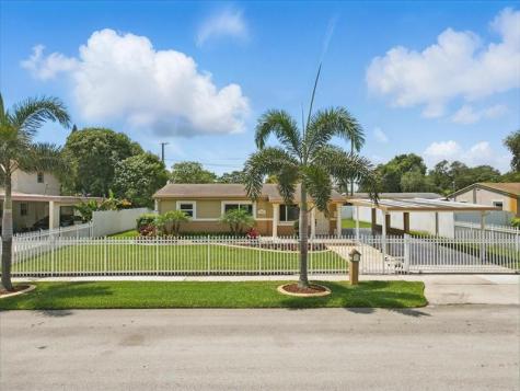 2830 NW 172nd Terrace Miami Gardens FL 33056