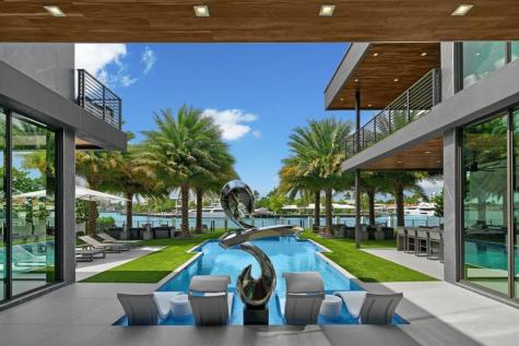 671 Middle River Drive Fort Lauderdale FL 33304