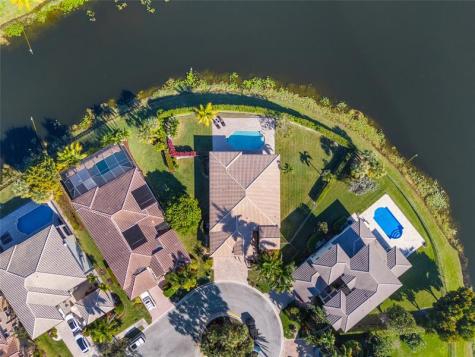 7922 NW 109th Lane Parkland FL 33076