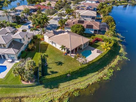 7922 NW 109th Lane Parkland FL 33076