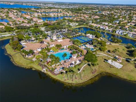 7922 NW 109th Lane Parkland FL 33076