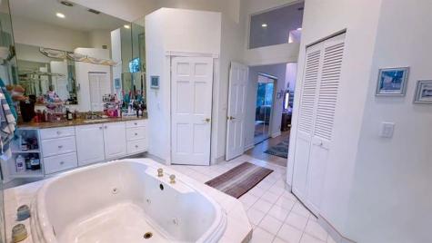 1716 NW 124th Way Coral Springs FL 33071