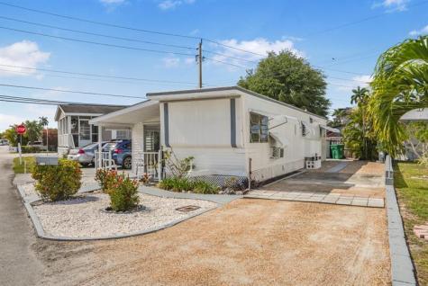 8573 SW 16th Street Davie FL 33324