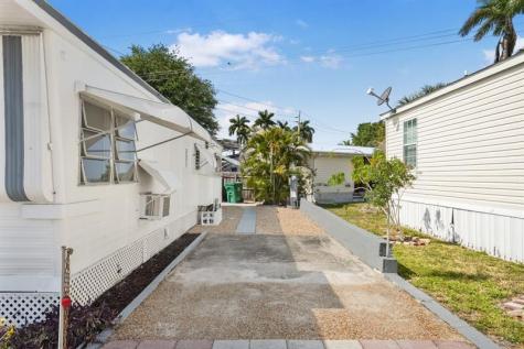 8573 SW 16th Street Davie FL 33324