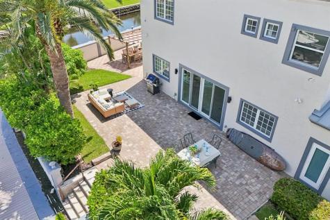 3900 NE 23rd Terrace Lighthouse Point FL 33064