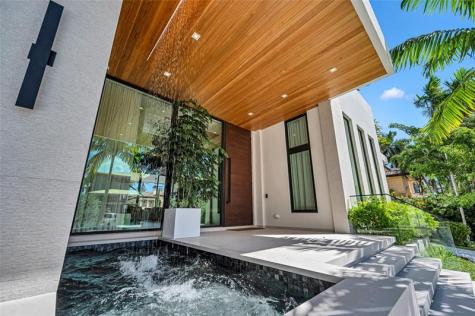 408 Coral Way Fort Lauderdale FL 33301