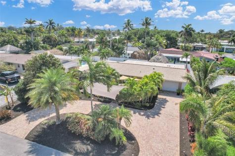 1616 SE 4th Street Deerfield Beach FL 33441