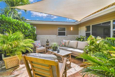 1616 SE 4th Street Deerfield Beach FL 33441