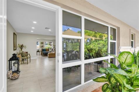 1616 SE 4th Street Deerfield Beach FL 33441