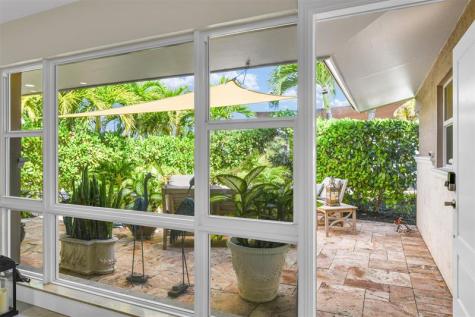 1616 SE 4th Street Deerfield Beach FL 33441
