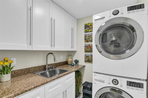 1616 SE 4th Street Deerfield Beach FL 33441