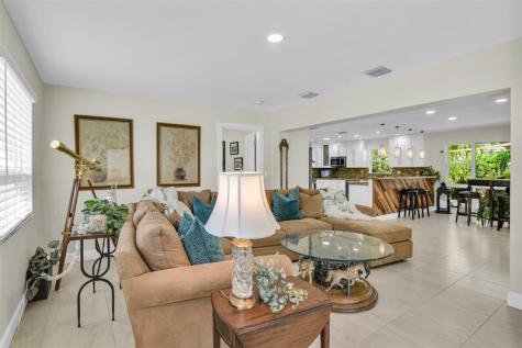 1616 SE 4th Street Deerfield Beach FL 33441