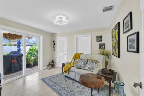 1616 SE 4th Street Deerfield Beach FL 33441