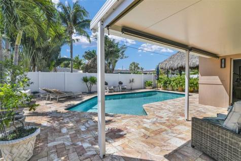 1616 SE 4th Street Deerfield Beach FL 33441
