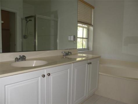958 NW 127th Avenue Coral Springs FL 33071
