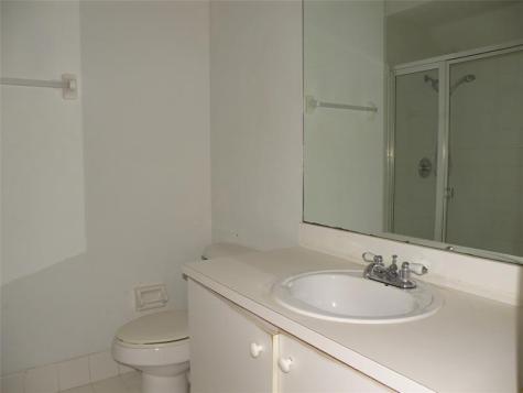 958 NW 127th Avenue Coral Springs FL 33071