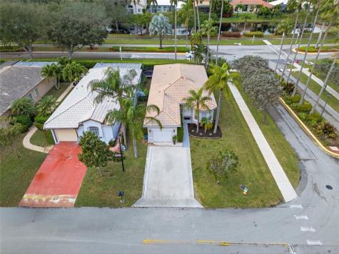 6435 Egret Terrace Coconut Creek FL 33073