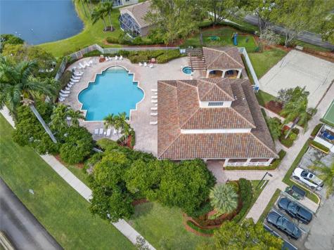 6435 Egret Terrace Coconut Creek FL 33073