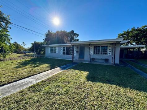 1212 S 26th Avenue Hollywood FL 33020