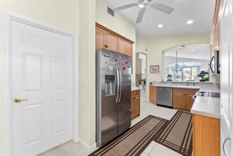 810 NW Rutherford Court Port St Lucie FL 34983