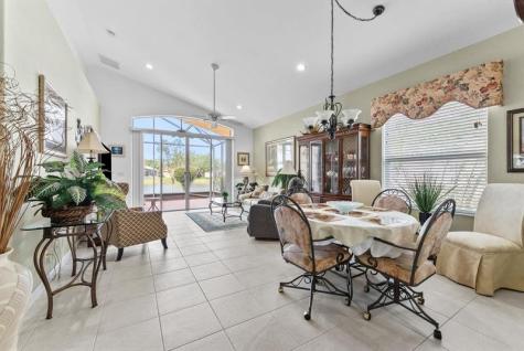 810 NW Rutherford Court Port St Lucie FL 34983