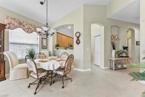 810 NW Rutherford Court Port St Lucie FL 34983