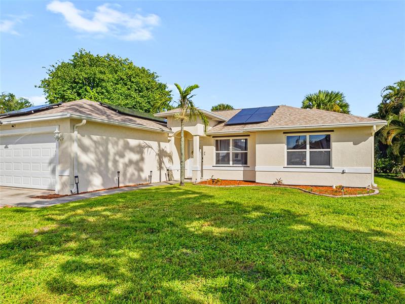 2537 SW Deckard Street Port St Lucie FL 34953