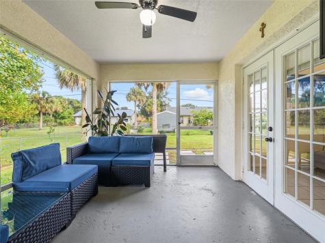2537 SW Deckard Street Port St Lucie FL 34953