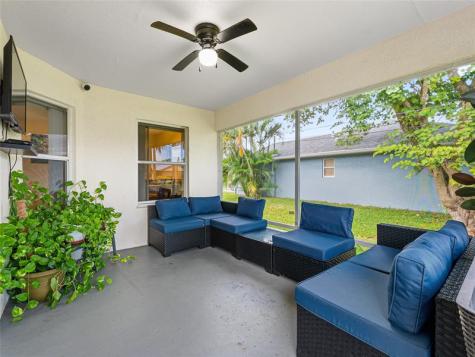 2537 SW Deckard Street Port St Lucie FL 34953