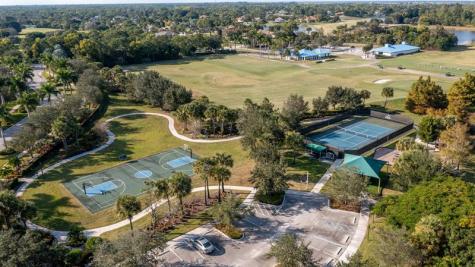 7708 Maywood Crest Drive Palm Beach Gardens FL 33412