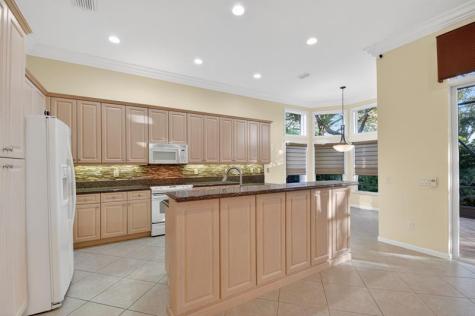 8266 Sandpiper Glen Drive Lake Worth FL 33467