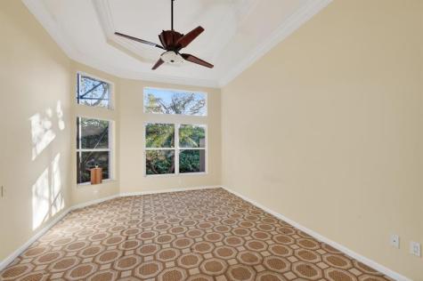 8266 Sandpiper Glen Drive Lake Worth FL 33467
