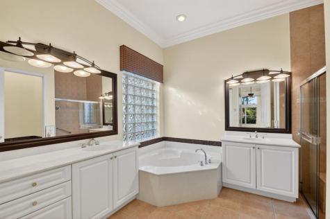 8266 Sandpiper Glen Drive Lake Worth FL 33467