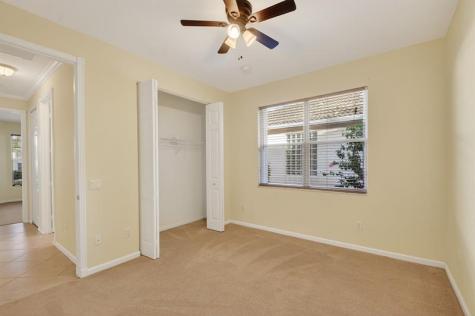 8266 Sandpiper Glen Drive Lake Worth FL 33467