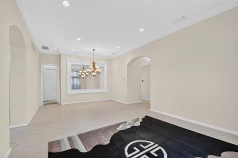 8266 Sandpiper Glen Drive Lake Worth FL 33467